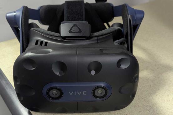 VR headset